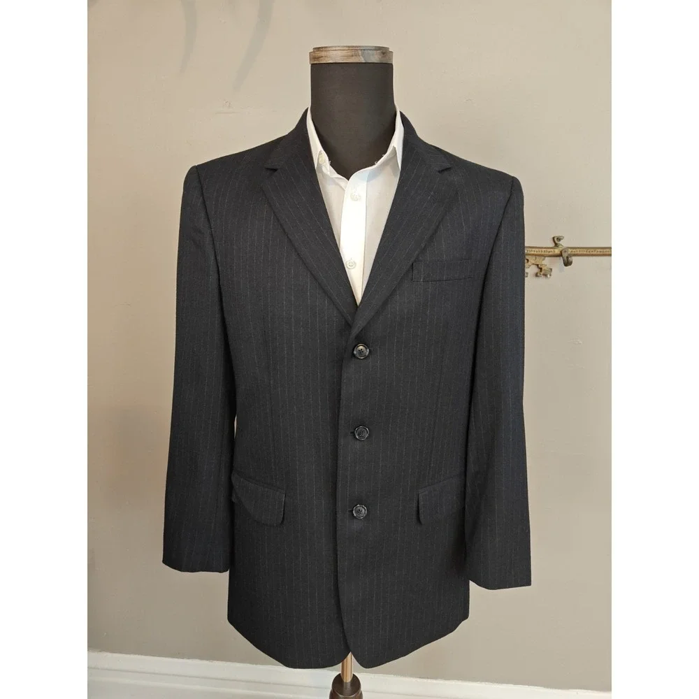 Jos A Bank Mens Wool Sports Coat 40R Charcoal Striped 3 Button Blazer Gray